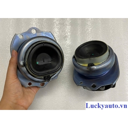 Cao su chân máy xe BMW X6 đời 2017_ 22116865145